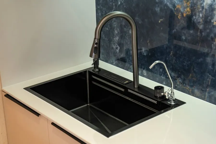 Newly installed fitted kitchen in a Bath home