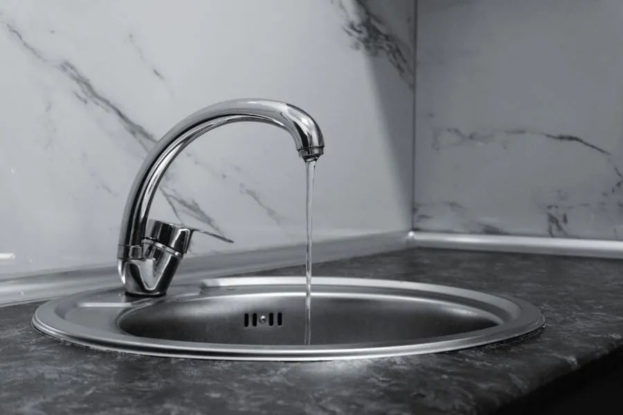 Kitchen sink and mixer tap in a fitted Bath kitchen